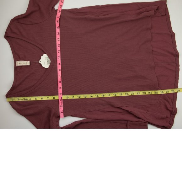 Altar'd State Shirt Thermal Shirt Top Long Sleeve Wine Burgandy Size Small New - Picture 6 of 6